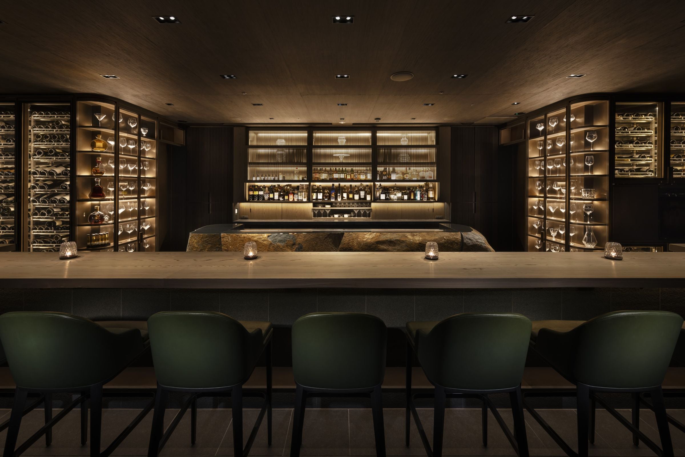 ST LOUIS BAR by KEI